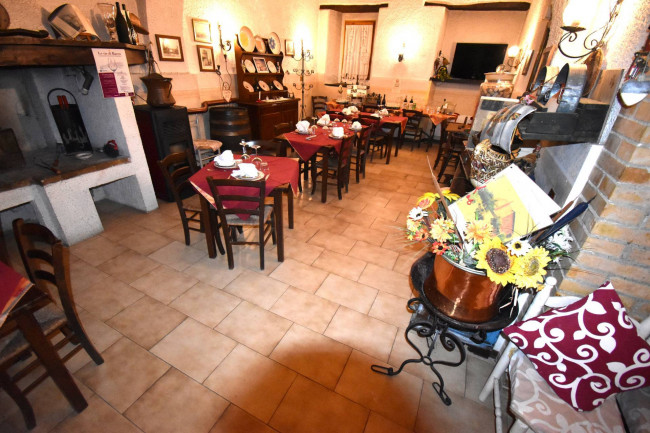 Albergo / Residence / Struttura Ricettiva in vendita a Ripatransone