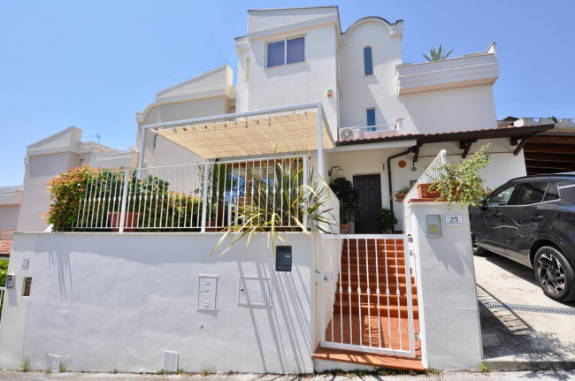 Villino a  schiera / bifamiliare in vendita a Grottammare