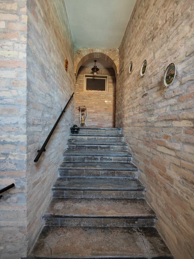 Casa cielo - terra in vendita a Ripatransone