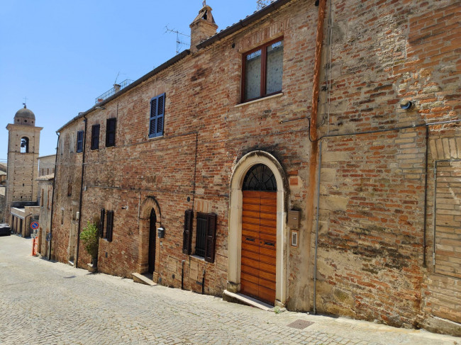 Casa cielo - terra in Vendita a Ripatransone
