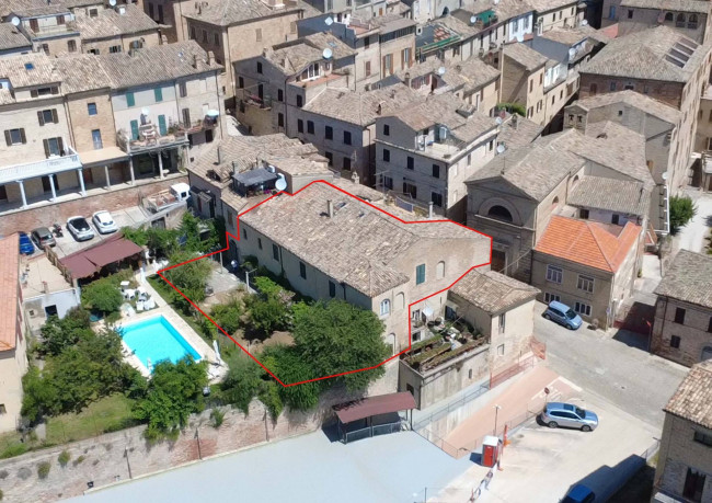 Casa cielo - terra in Vendita a Ripatransone