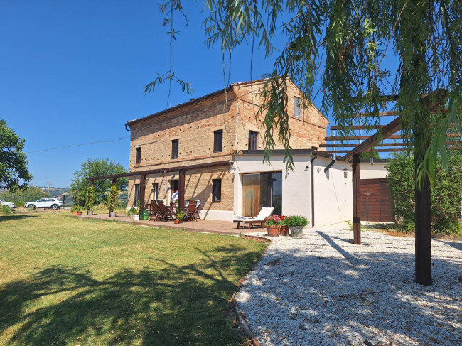 Country House for sale in Montappone