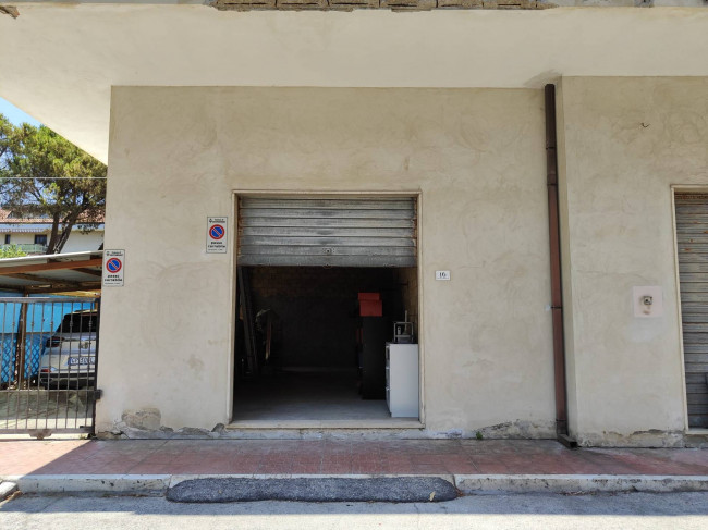 Garage / Autorimessa / Box in Vendita a Grottammare