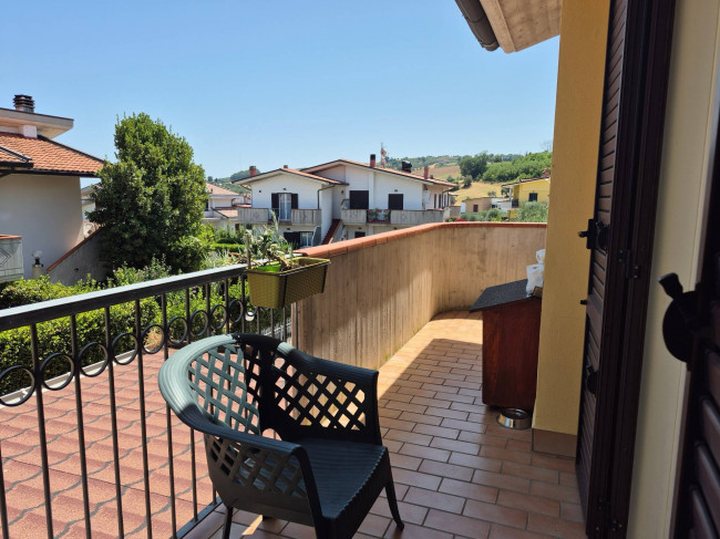 Appartamento in vendita a Folignano