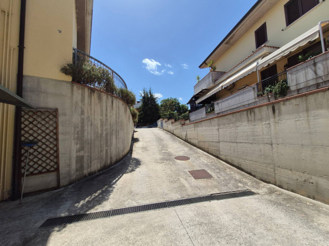 Appartamento in vendita a Folignano