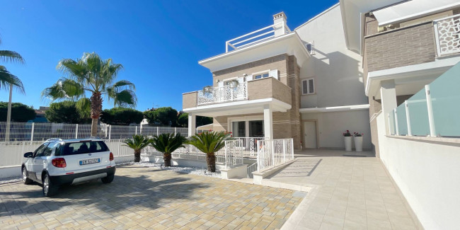 Villino a  schiera / bifamiliare in vendita a San Benedetto del Tronto