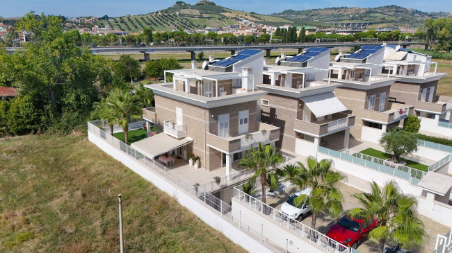 Villino a  schiera / bifamiliare in vendita a San Benedetto del Tronto
