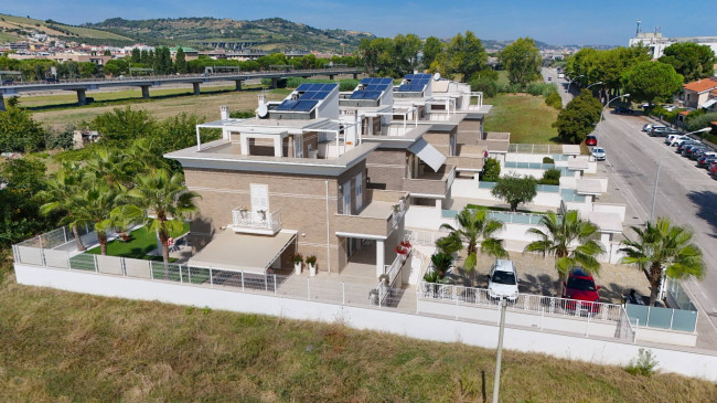 Villino a  schiera / bifamiliare in vendita a San Benedetto del Tronto