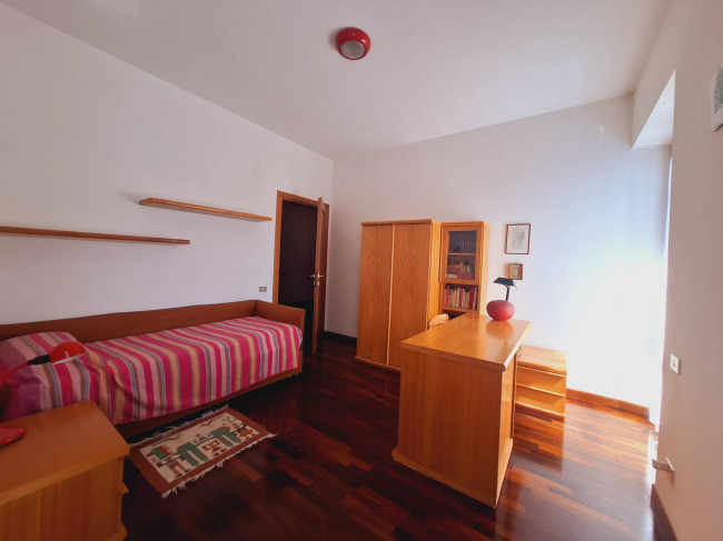 Casale Colonico Rustico in vendita a Castignano