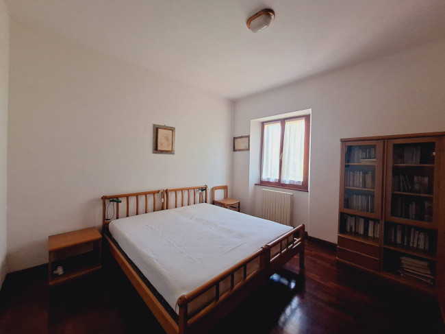 Casale Colonico Rustico in vendita a Castignano