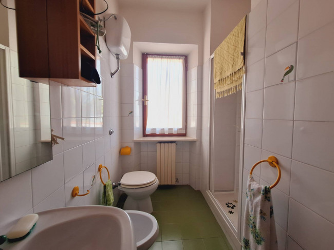 Casale Colonico Rustico in vendita a Castignano