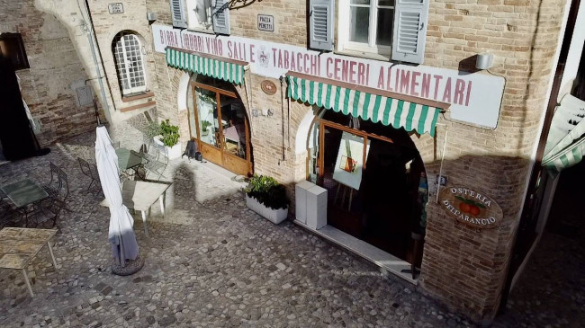 Locale Commerciale in vendita a Grottammare