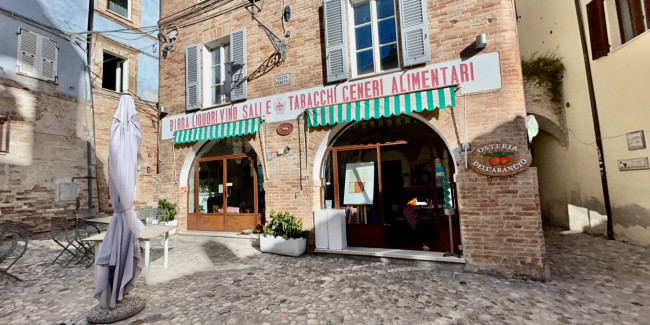 Locale Commerciale in Vendita a Grottammare