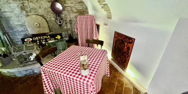 Locale Commerciale in vendita a Grottammare