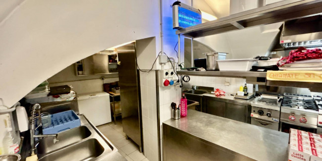 Locale Commerciale in vendita a Grottammare