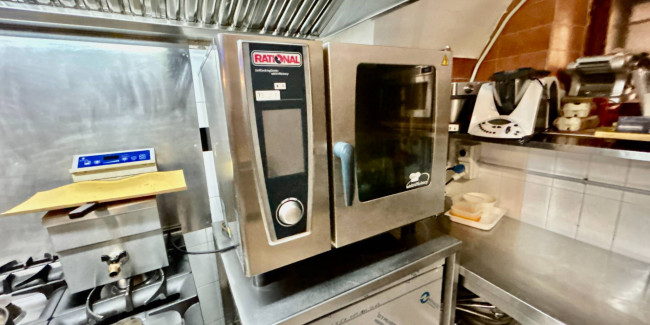 Locale Commerciale in vendita a Grottammare