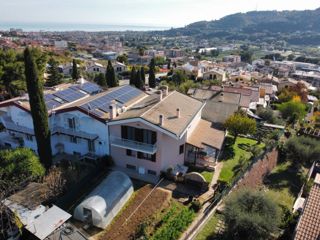 Villino a  schiera / bifamiliare in vendita a Grottammare