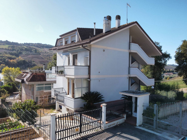 Casa cielo - terra in vendita a Ripatransone