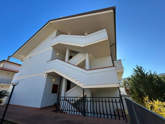 Casa cielo - terra in vendita a Ripatransone