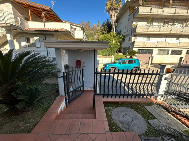 Casa cielo - terra in vendita a Ripatransone