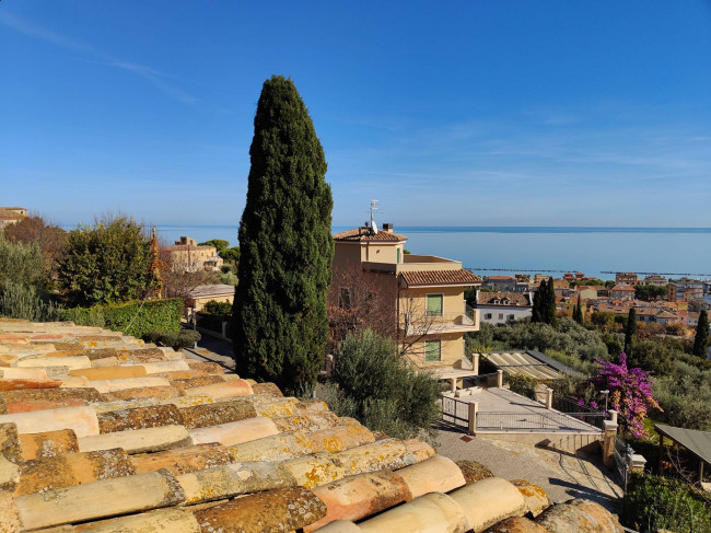Villa singola in vendita a Grottammare