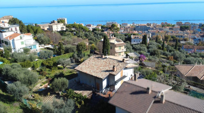Villa singola in vendita a Grottammare