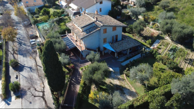 Villa singola in vendita a Grottammare