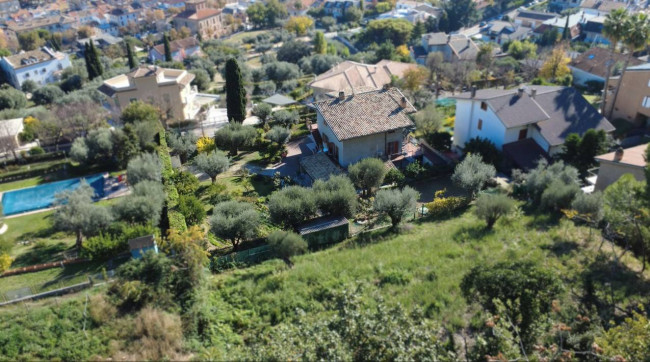 Villa singola in vendita a Grottammare