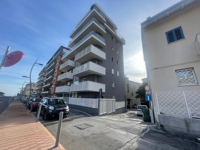 Garage / Autorimessa / Box in Vendita a San Benedetto del Tronto