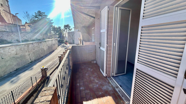 Appartamento in vendita a Carassai