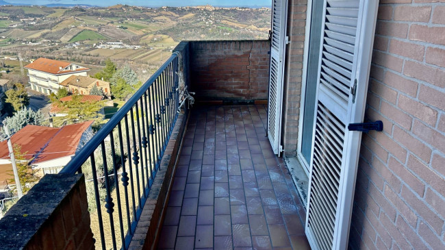 Appartamento in vendita a Carassai