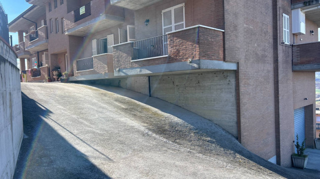 Appartamento in vendita a Carassai