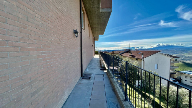 Appartamento in vendita a Carassai