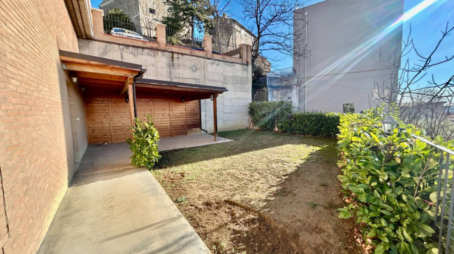 Appartamento in vendita a Carassai