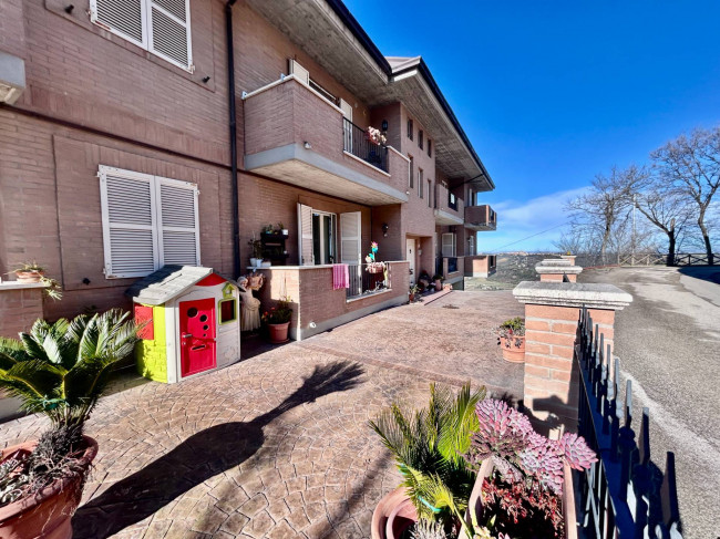 Appartamento in vendita a Carassai