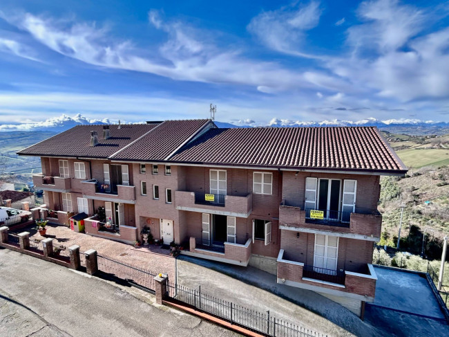 Appartamento in vendita a Carassai