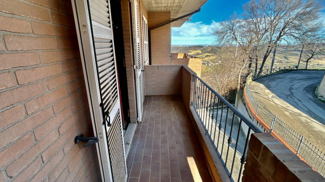 Appartamento in vendita a Carassai