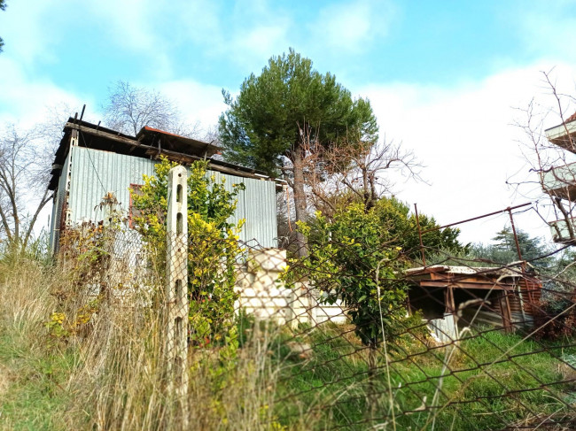 Locale Artigianale / Deposito in vendita a San Benedetto del Tronto