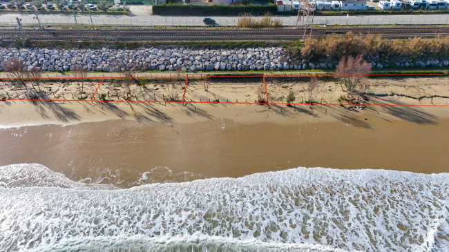 Terreno Agricolo (con / Senza Piccolo Prefabbricato) in vendita a Cupra Marittima