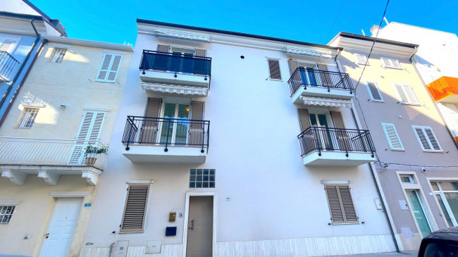 Casa cielo - terra in vendita a San Benedetto del Tronto