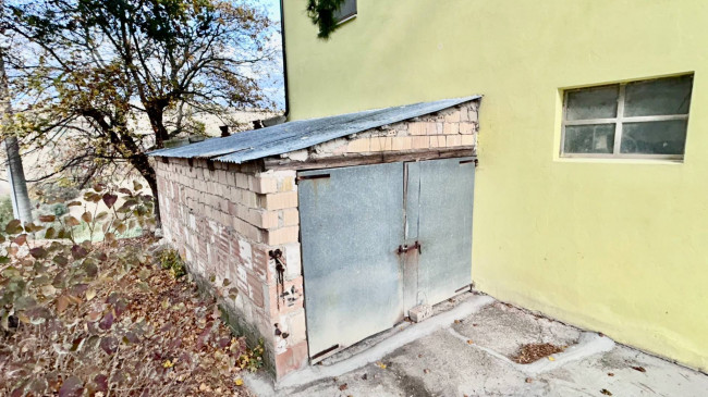 Stabile / Palazzo in vendita a Carassai