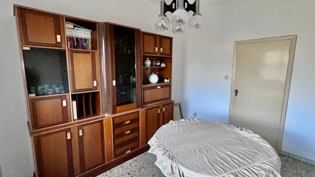 Stabile / Palazzo in vendita a Carassai