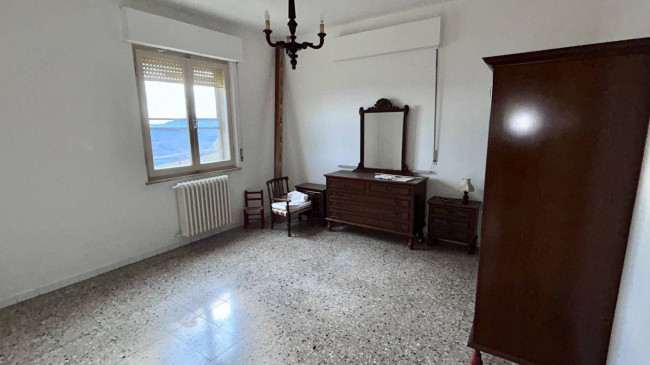 Stabile / Palazzo in vendita a Carassai