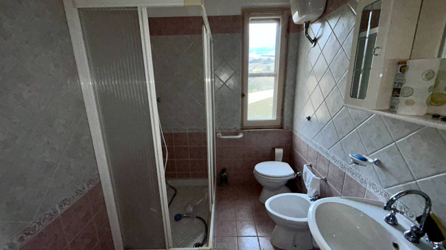 Stabile / Palazzo in vendita a Carassai