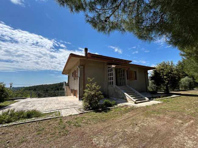 Villa singola in vendita a Grottammare