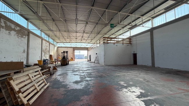 Capannone in affitto a San Benedetto del Tronto