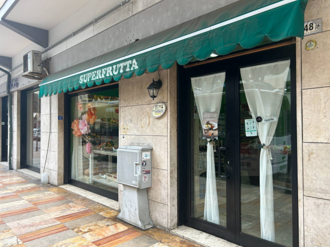 Attività commerciale in vendita a San Benedetto del Tronto