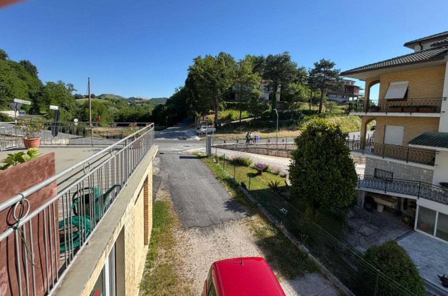 Appartamento in vendita a Amandola