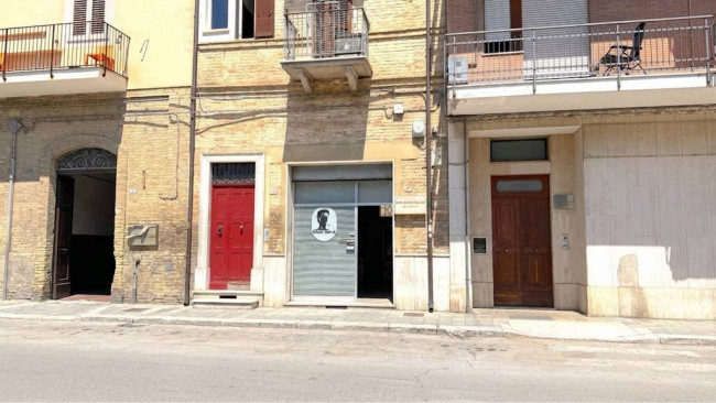 Locale Commerciale in affitto a San Benedetto del Tronto