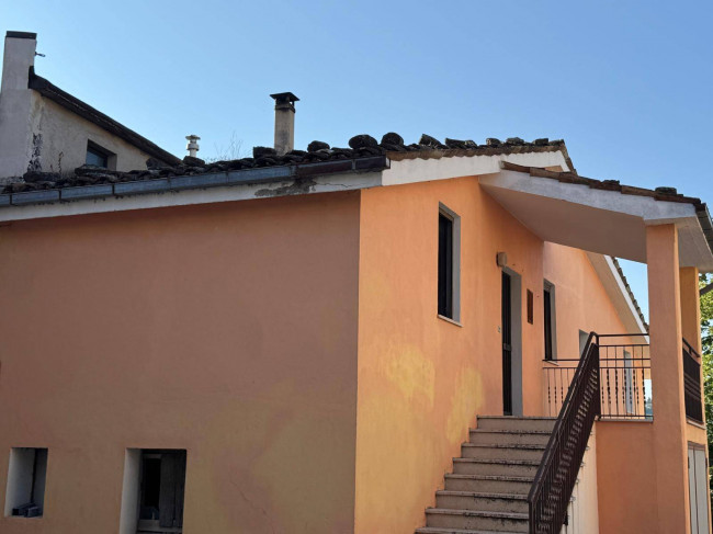 Appartamento in vendita a Montefortino